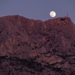 Lever de lune Sainte-Victoire - Trame noire @Cerema