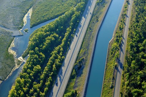 Saint Paul les Durance, vue aérienne du canal EDF